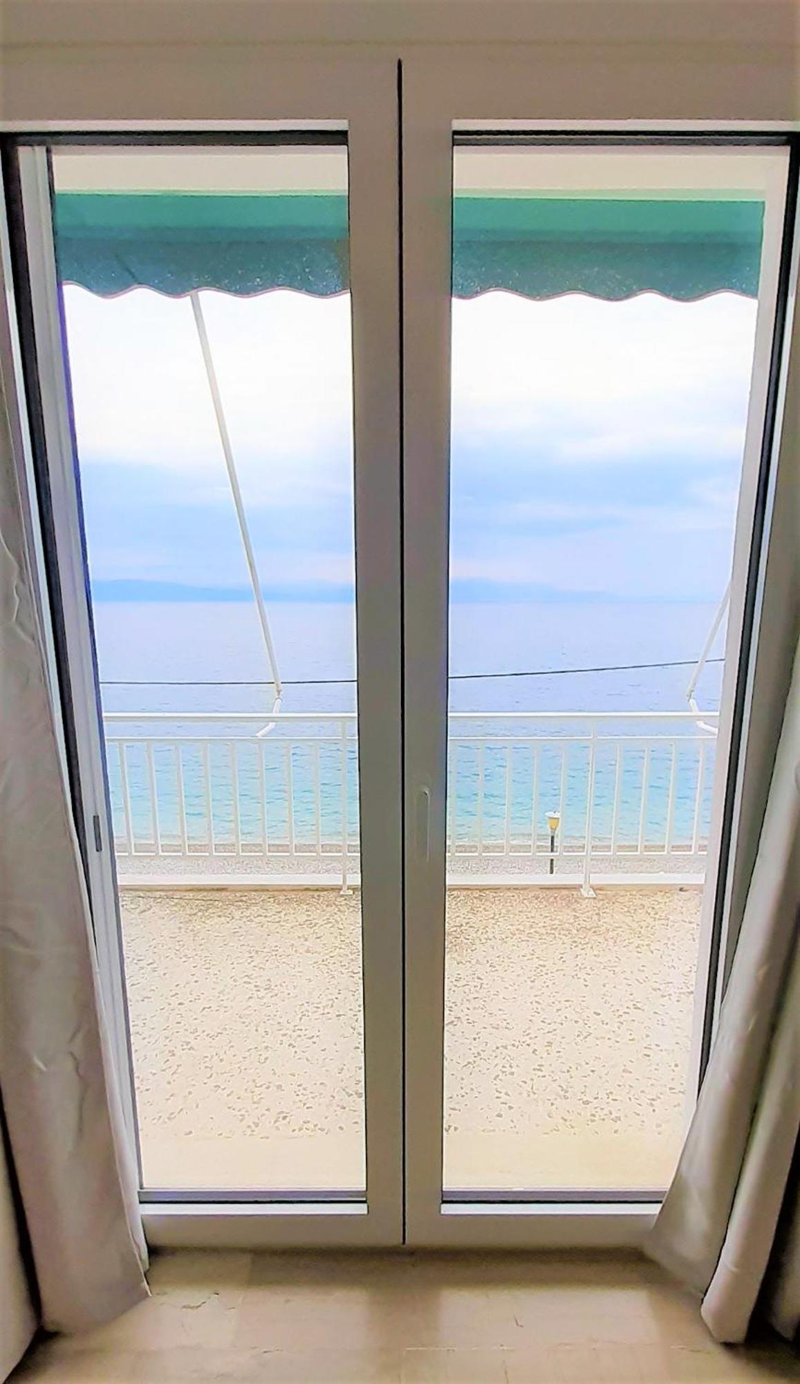 Apartament Mondo Cosseri Akrata Zewnętrze zdjęcie