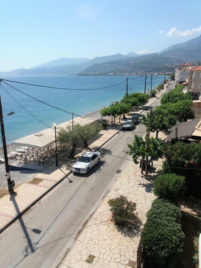 Apartament Mondo Cosseri Akrata Zewnętrze zdjęcie